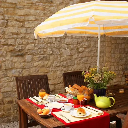 Chez Catharina Oldtimer Couette-café Levoncourt (Meuse)